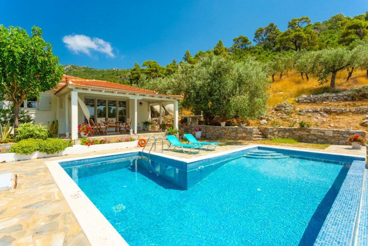 Villa Tassoula Isomata Экстерьер фото