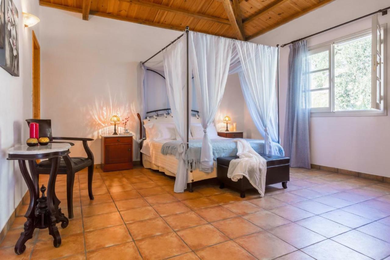Villa Tassoula Isomata Экстерьер фото