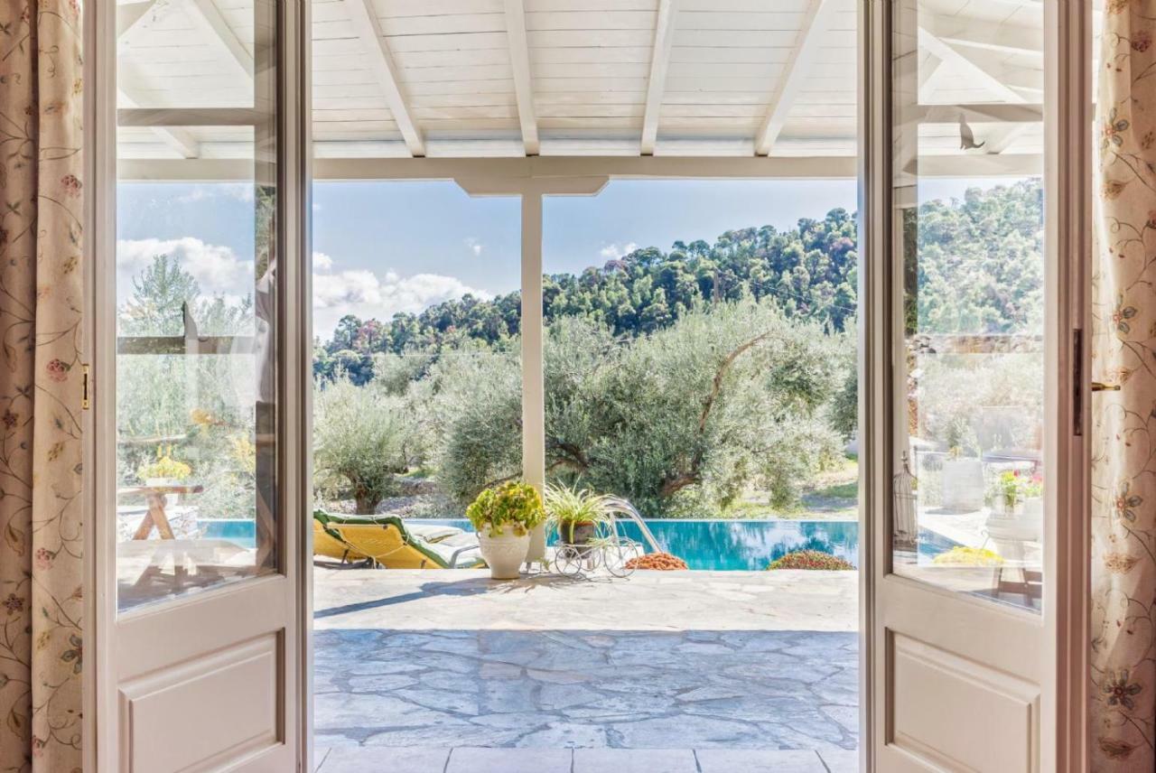 Villa Tassoula Isomata Экстерьер фото